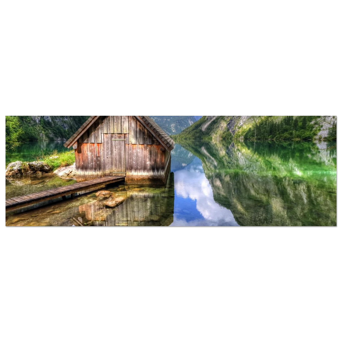 Wandbild bergschutzhuette am see ein idyllisches refugium fuer ihre wanddekoration