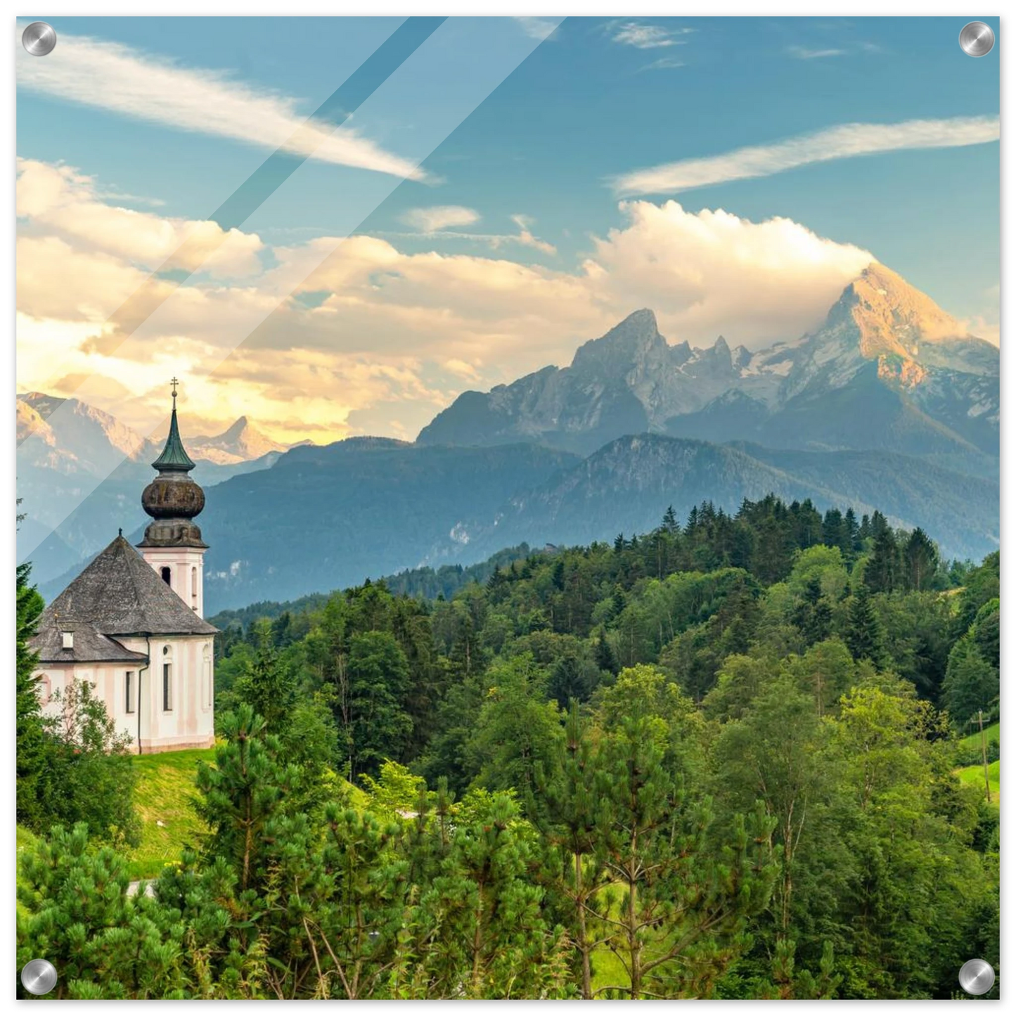 Wandbild malerische alpenkirche vor majestaetischer bergkulisse ein atemberaubendes stueck naturkunst
