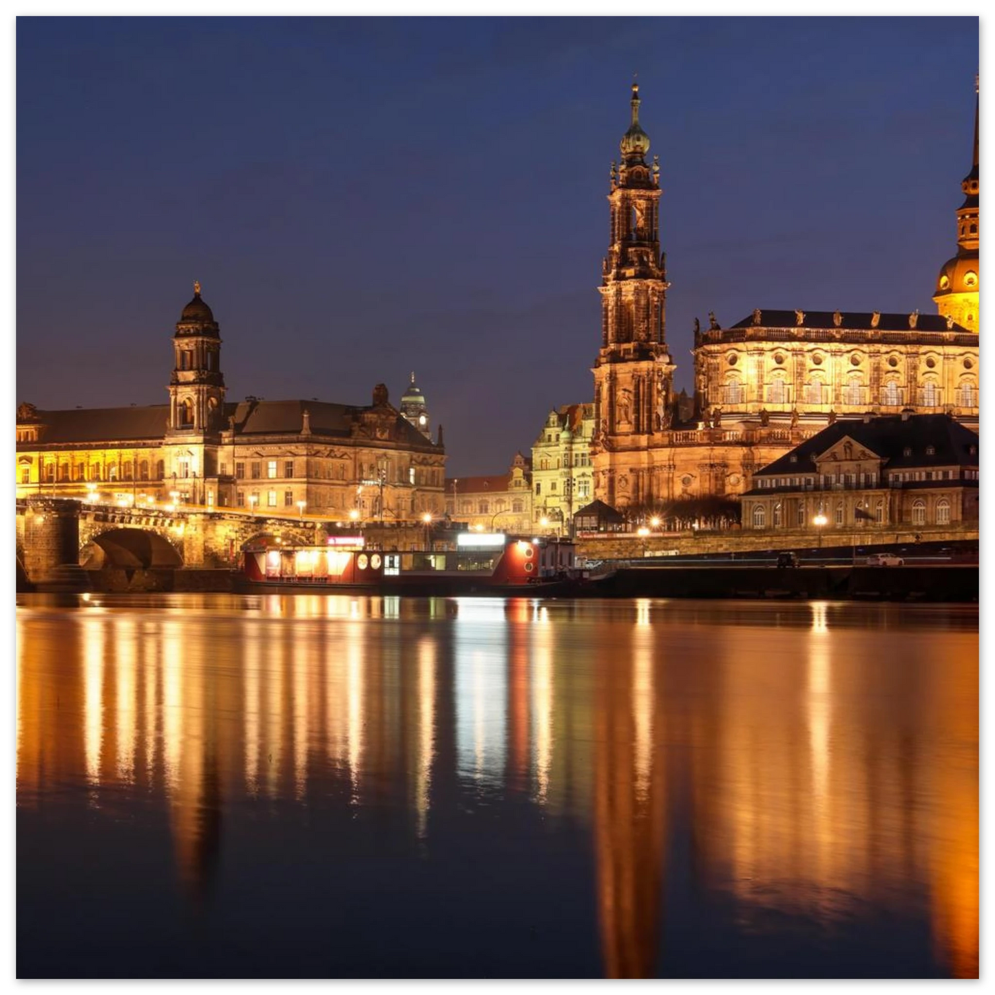 Wandbild dresden bei nacht eine malerische flusslandschaft in leuchtendem gold und azur