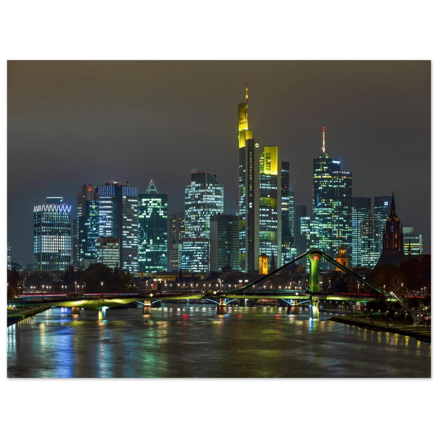 Wandbild frankfurt skyline bei nacht lebendige stadtlandschaft fuer ihr zuhause in vielen groessen