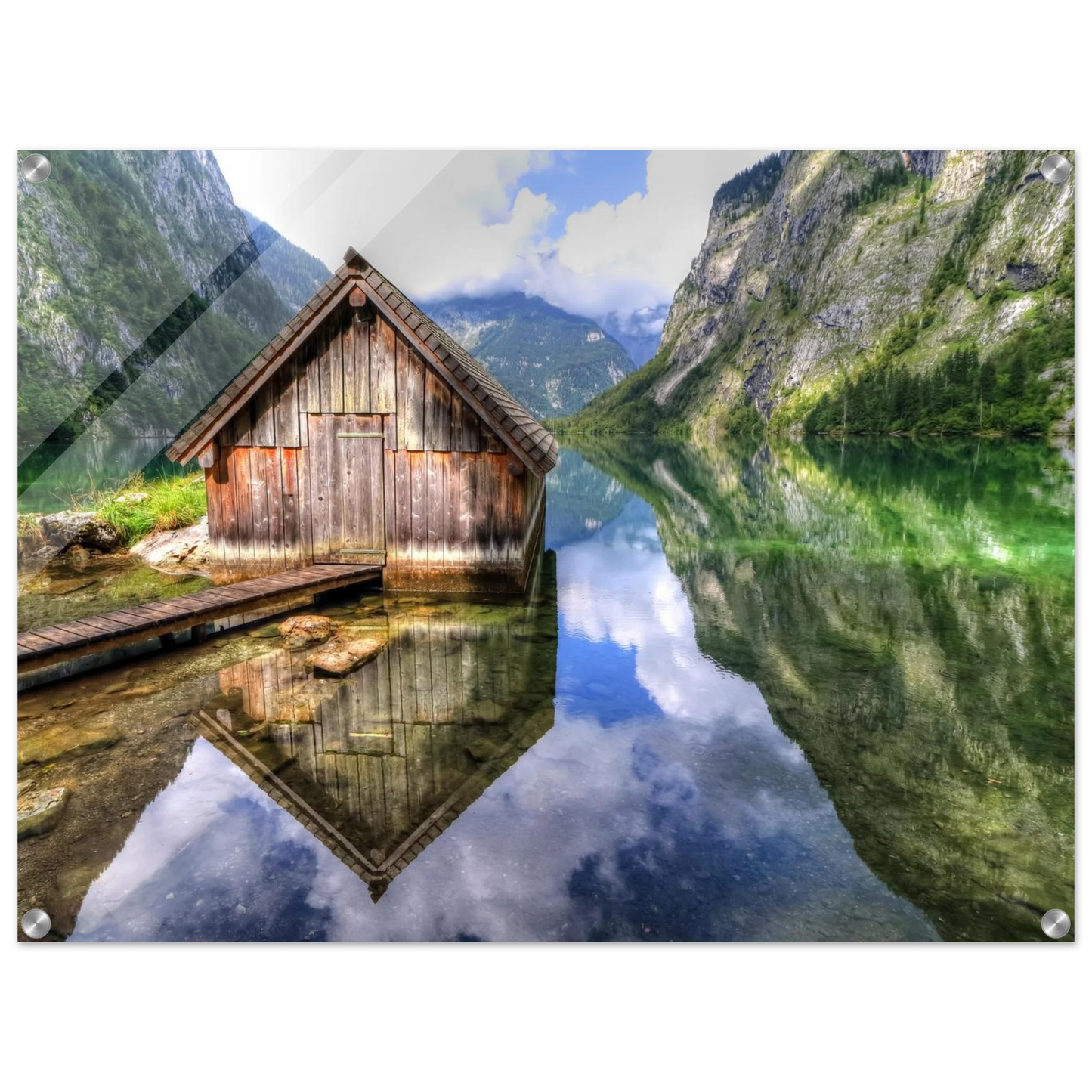 Wandbild bergschutzhuette am see ein idyllisches refugium fuer ihre wanddekoration
