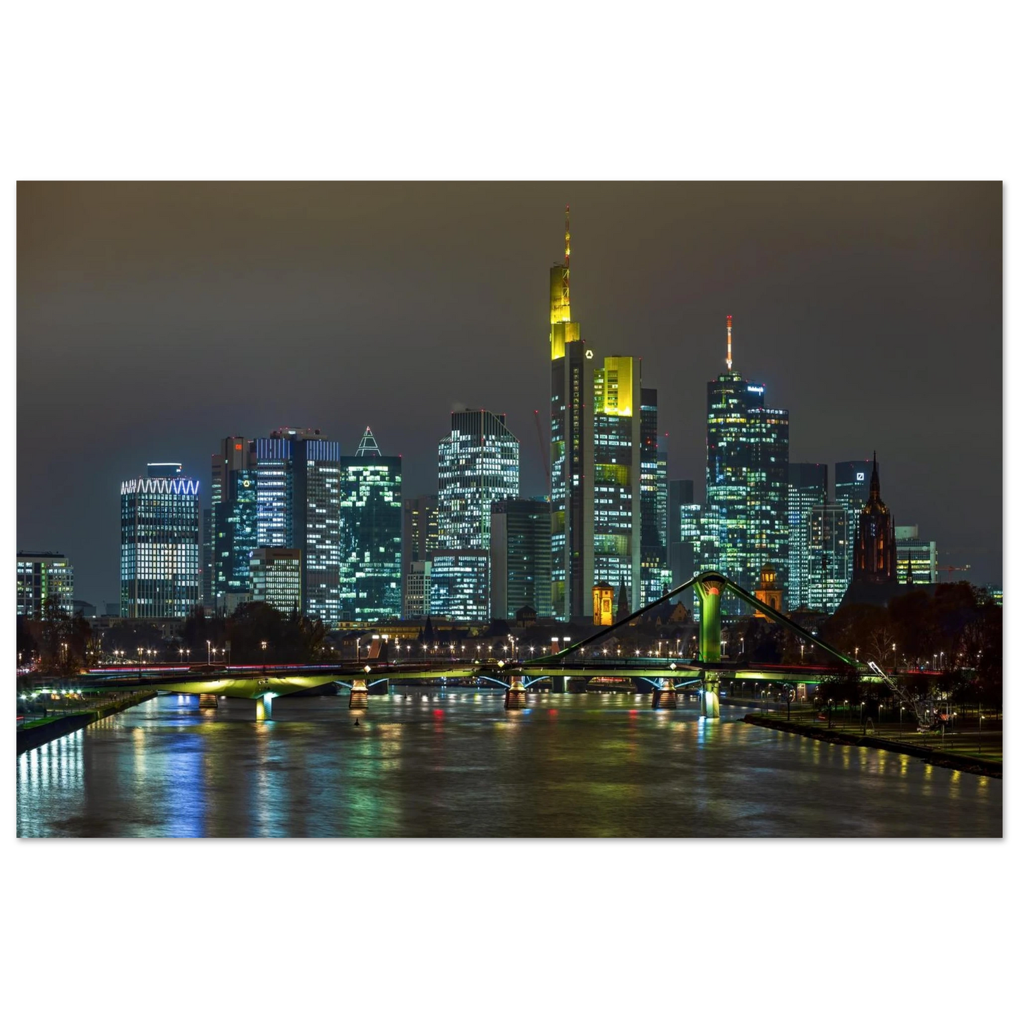 Wandbild frankfurt skyline bei nacht lebendige stadtlandschaft fuer ihr zuhause in vielen groessen