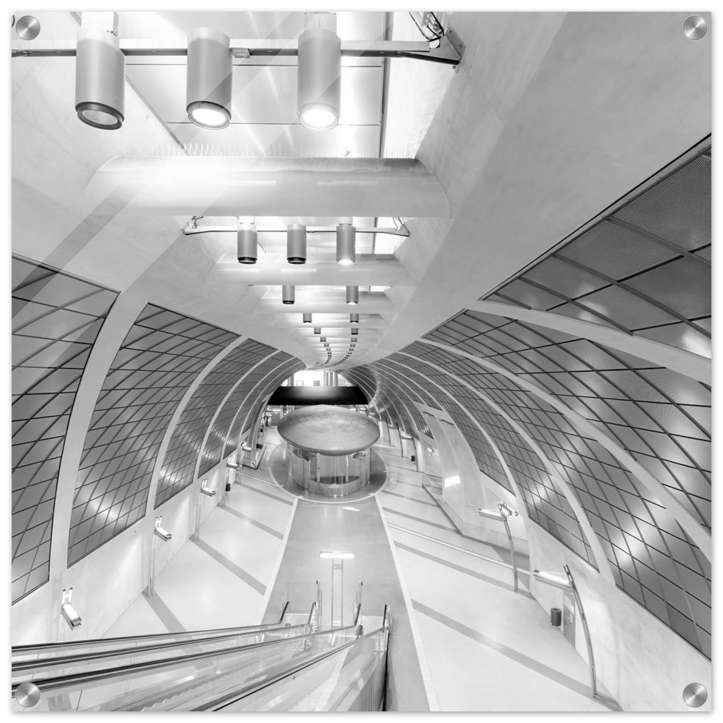 Wandbild futuristische u bahn station moderne architektur in schwarz weiss als wandkunst