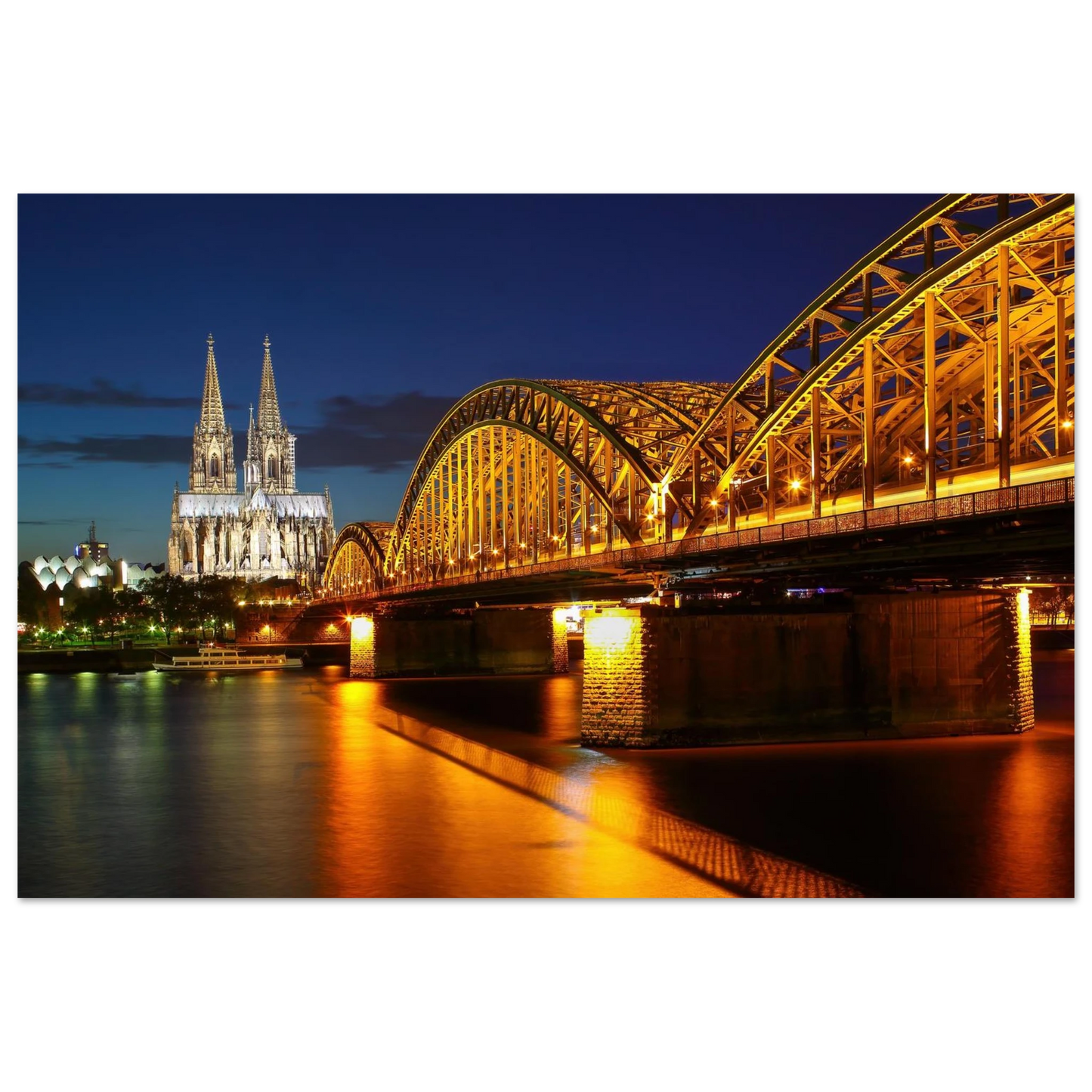 Wandbild koelner dom hohenzollernbruecke bei nacht majestaetisches stadtnachtlicht in verschiedenen groessen
