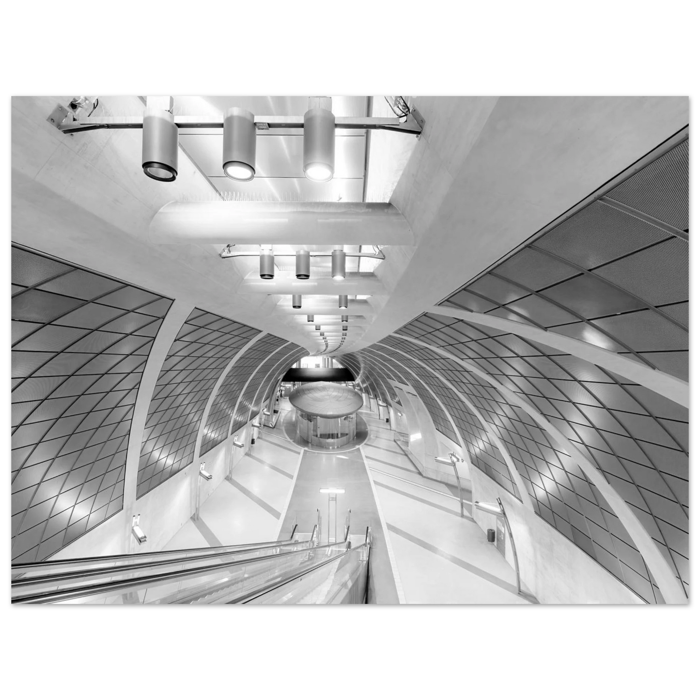 Wandbild futuristische u bahn station moderne architektur in schwarz weiss als wandkunst