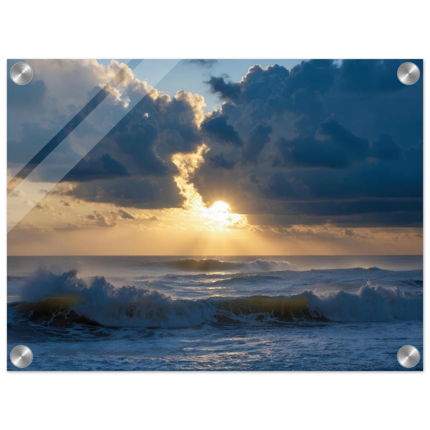 Wandbild dramatischer sonnenuntergang ueber stuermischer see lebendige wolken goldstrahlen fuer ihre wand