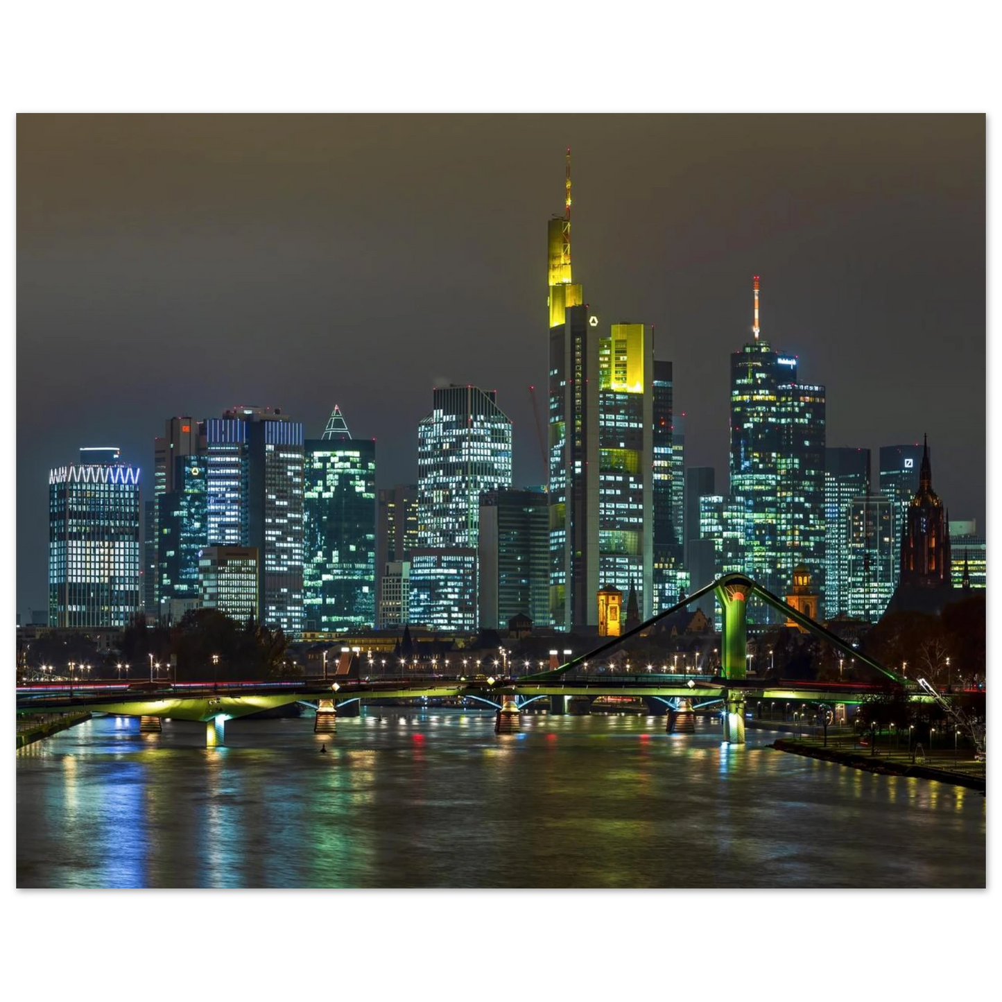 Wandbild frankfurt skyline bei nacht lebendige stadtlandschaft fuer ihr zuhause in vielen groessen