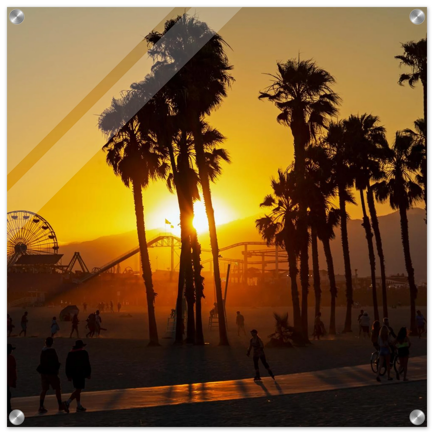 Wandbild sonnenuntergang am santa monica pier kalifornische palmen und riesenrad bei goldenem licht