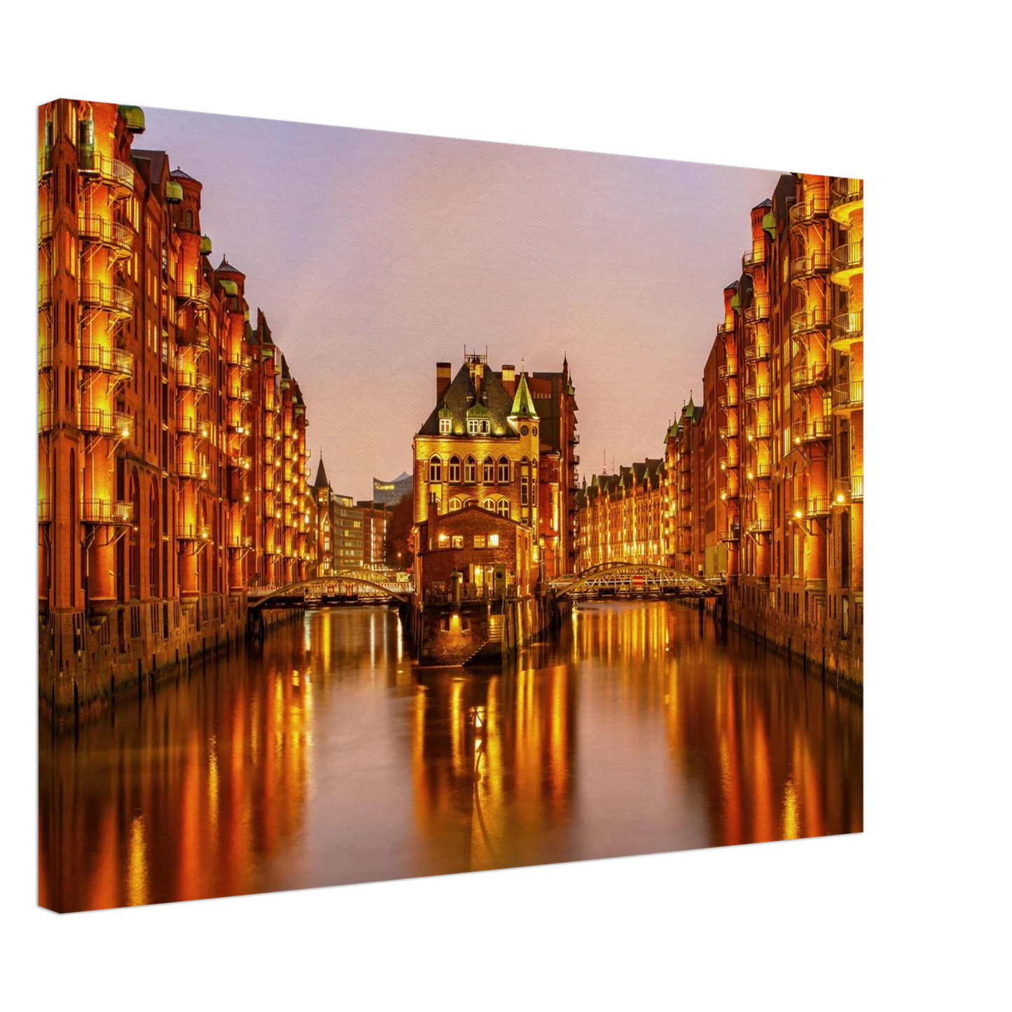Wandbild speicherstadt hamburg bei daemmerung atmosphaerisches stadtbild als kunstdruck in ihrer wunschgroesse