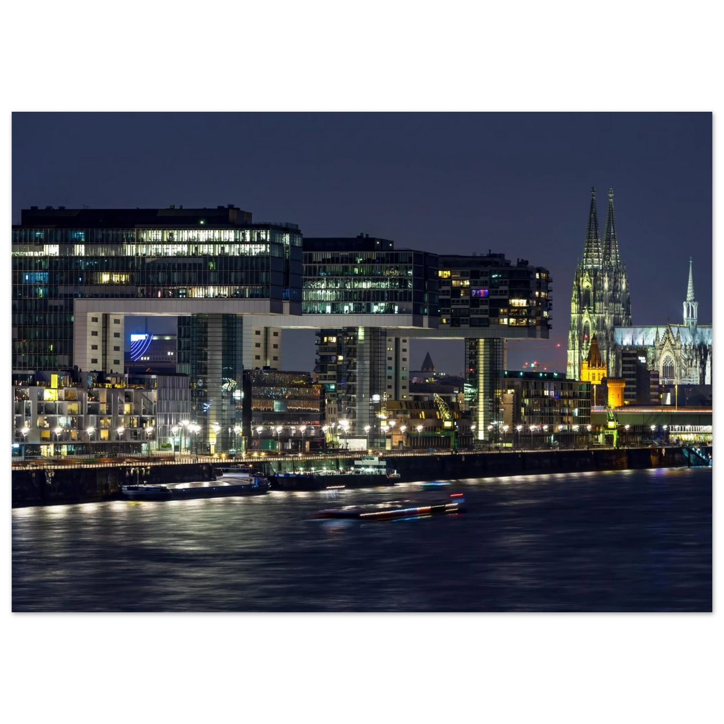 Wandbild koelner skyline bei nacht modernes stadtbild fuer ihr zuhause in vielen groessen