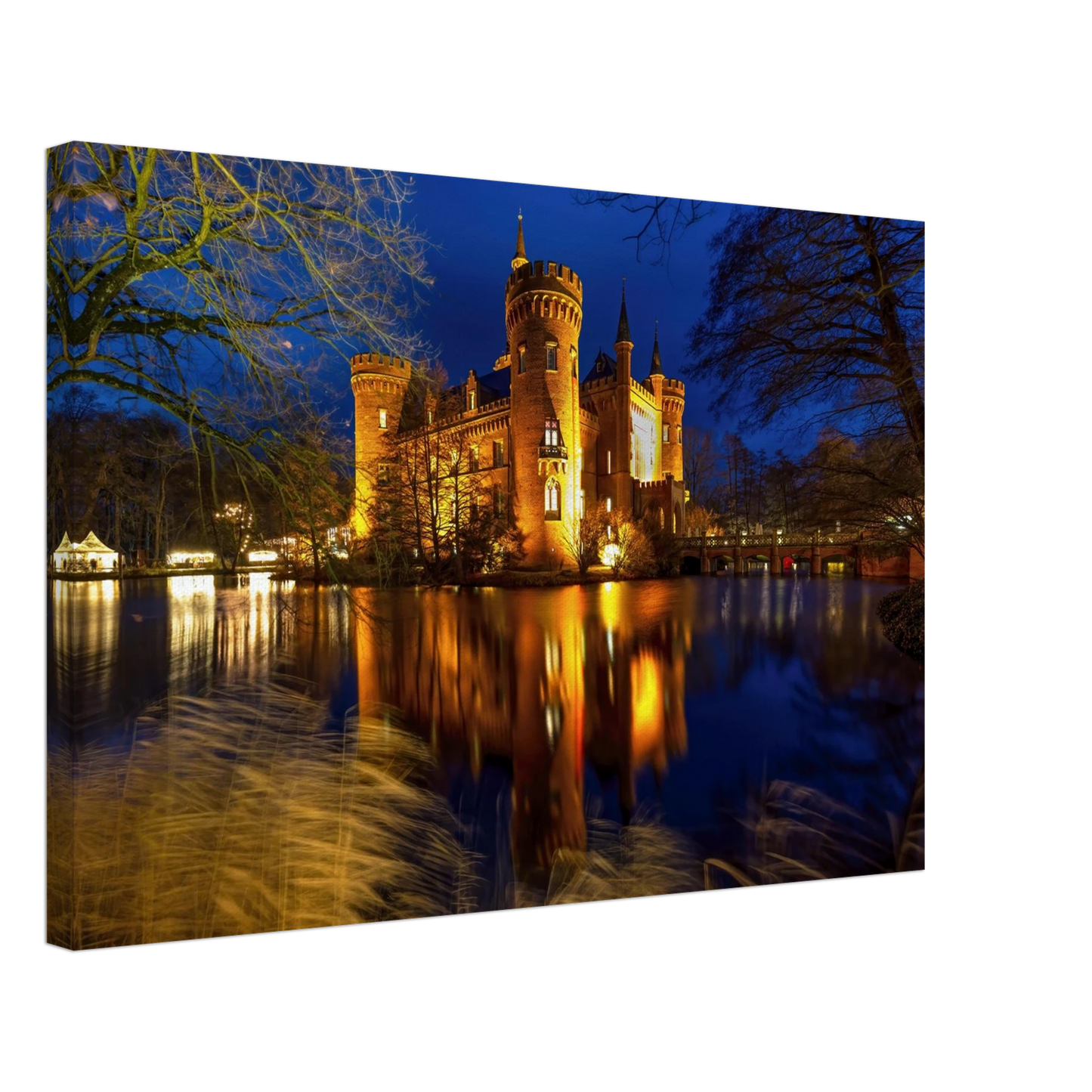 Wandbild schimmerndes schloss bei nacht eine maerchenhafte kulisse in verschiedenen groessen