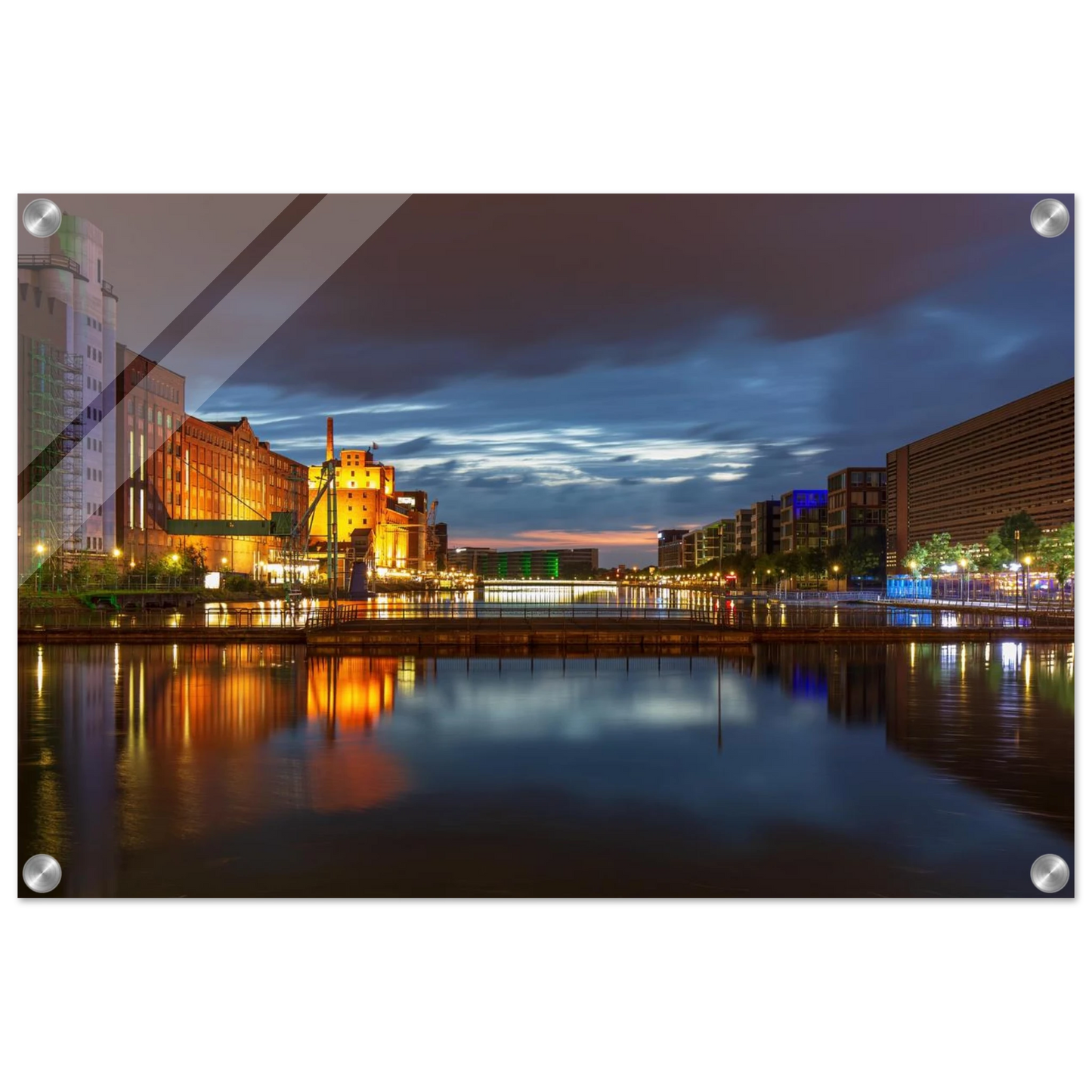 Wandbild industrieller charme bei sonnenuntergang lebendige stadtlandschaft im grossformat