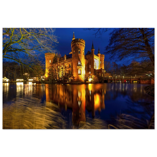 Wandbild schimmerndes schloss bei nacht eine maerchenhafte kulisse in verschiedenen groessen