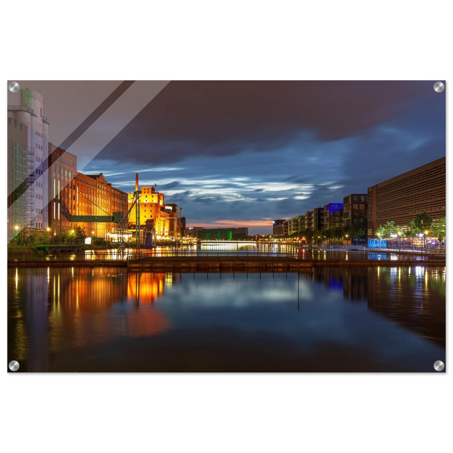 Wandbild industrieller charme bei sonnenuntergang lebendige stadtlandschaft im grossformat