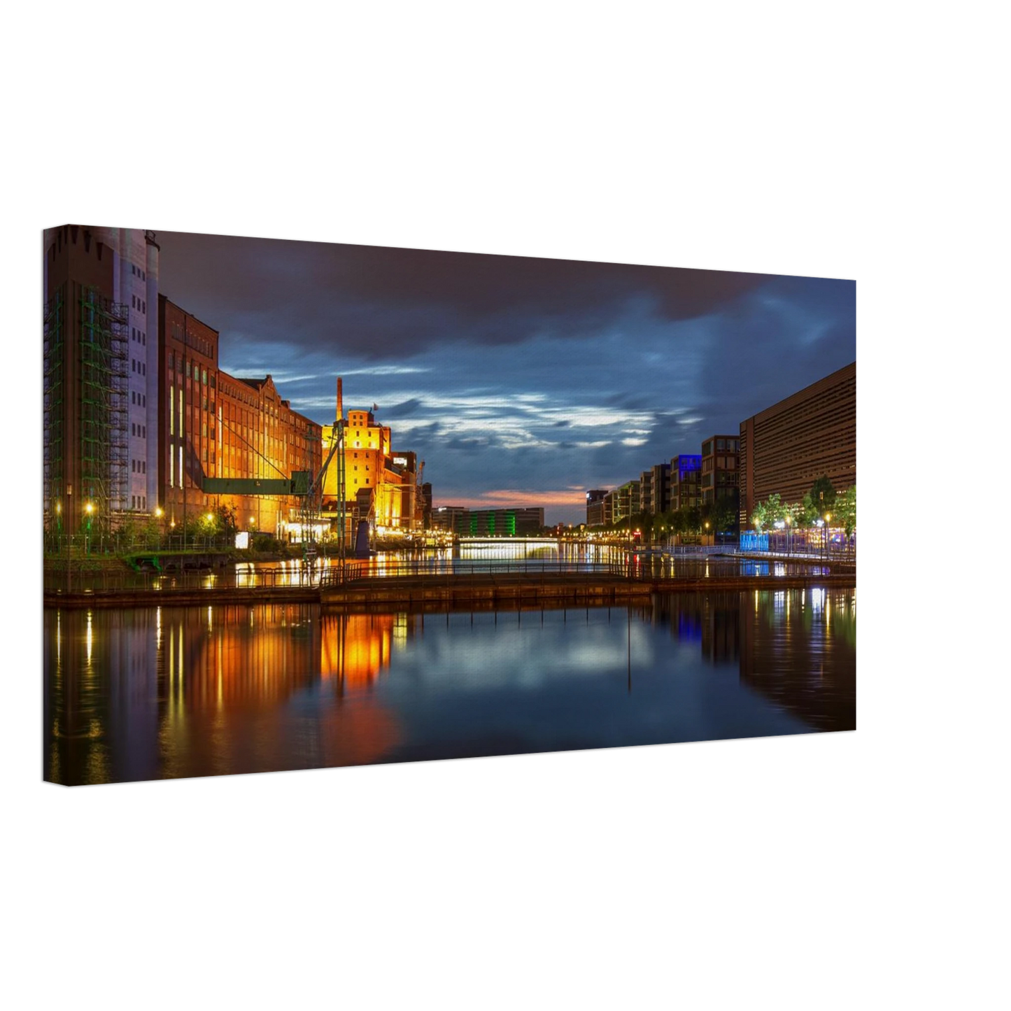 Wandbild industrieller charme bei sonnenuntergang lebendige stadtlandschaft im grossformat