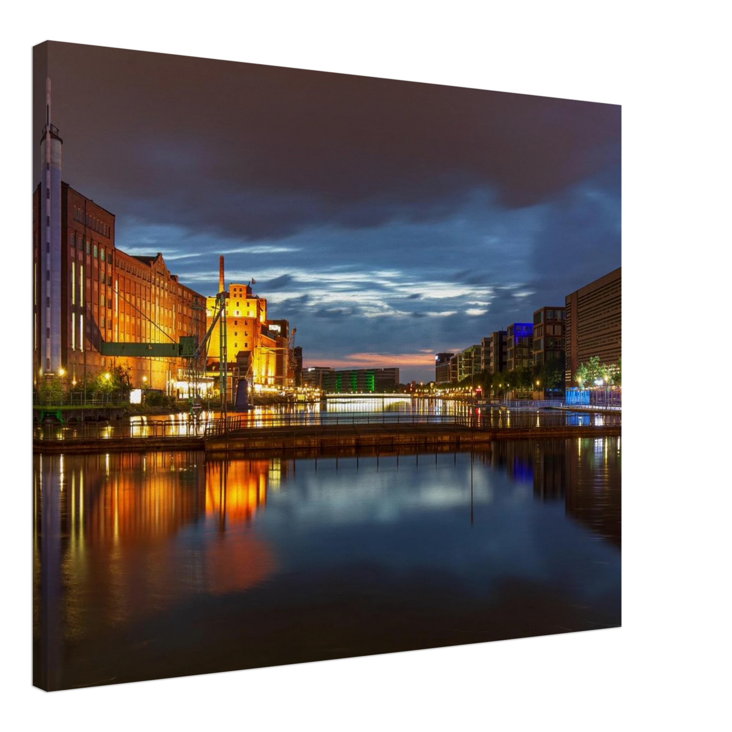 Wandbild industrieller charme bei sonnenuntergang lebendige stadtlandschaft im grossformat