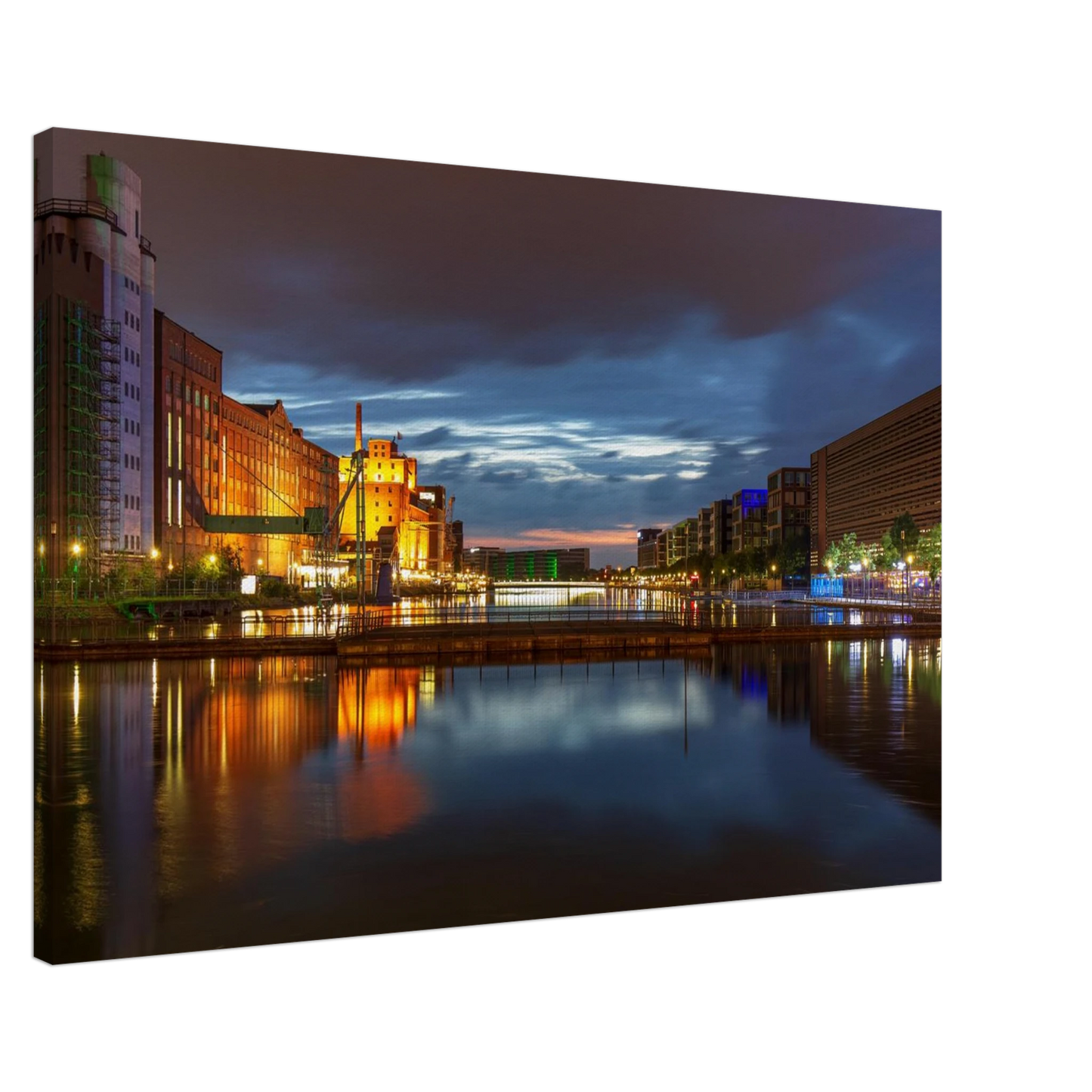 Wandbild industrieller charme bei sonnenuntergang lebendige stadtlandschaft im grossformat