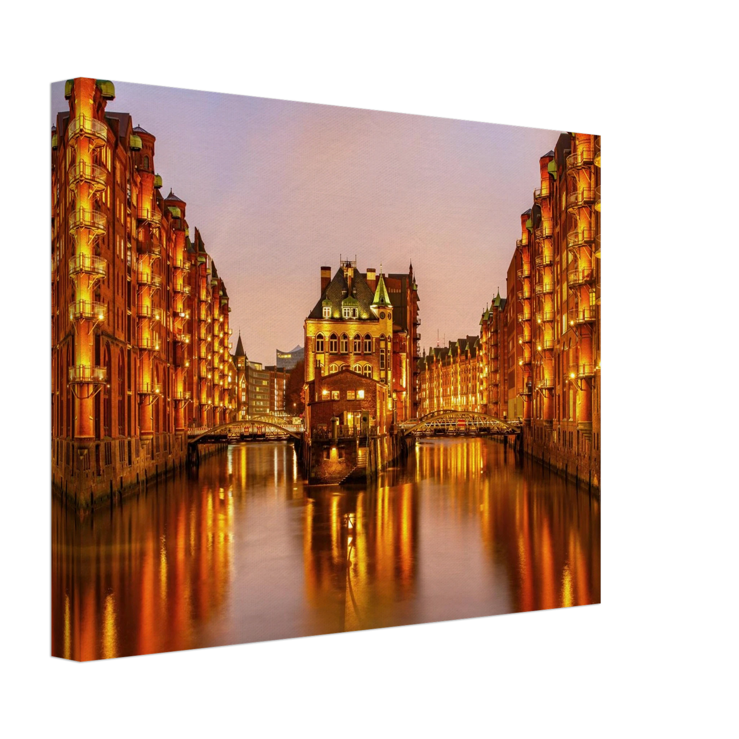 Wandbild speicherstadt hamburg bei daemmerung atmosphaerisches stadtbild als kunstdruck in ihrer wunschgroesse