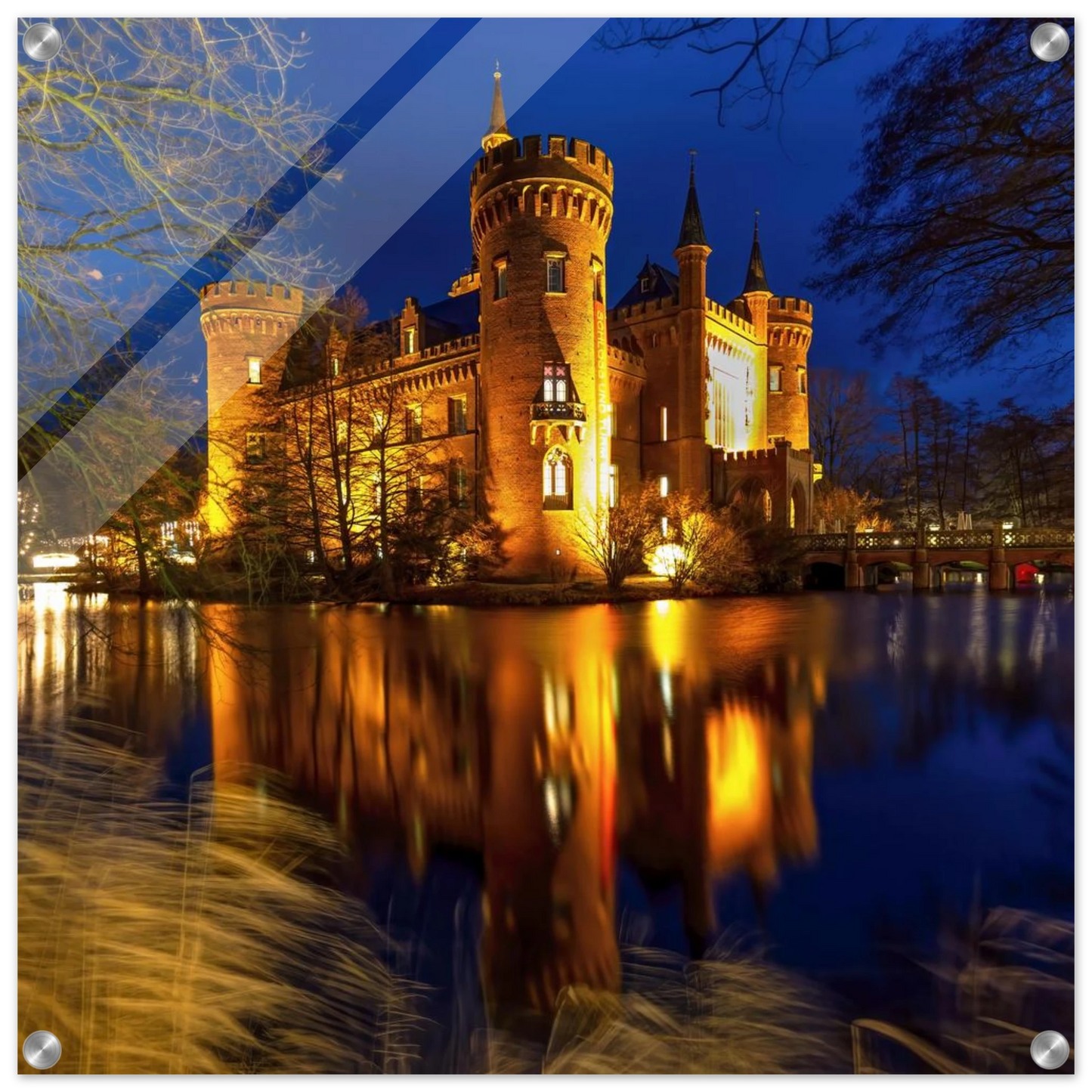 Wandbild schimmerndes schloss bei nacht eine maerchenhafte kulisse in verschiedenen groessen