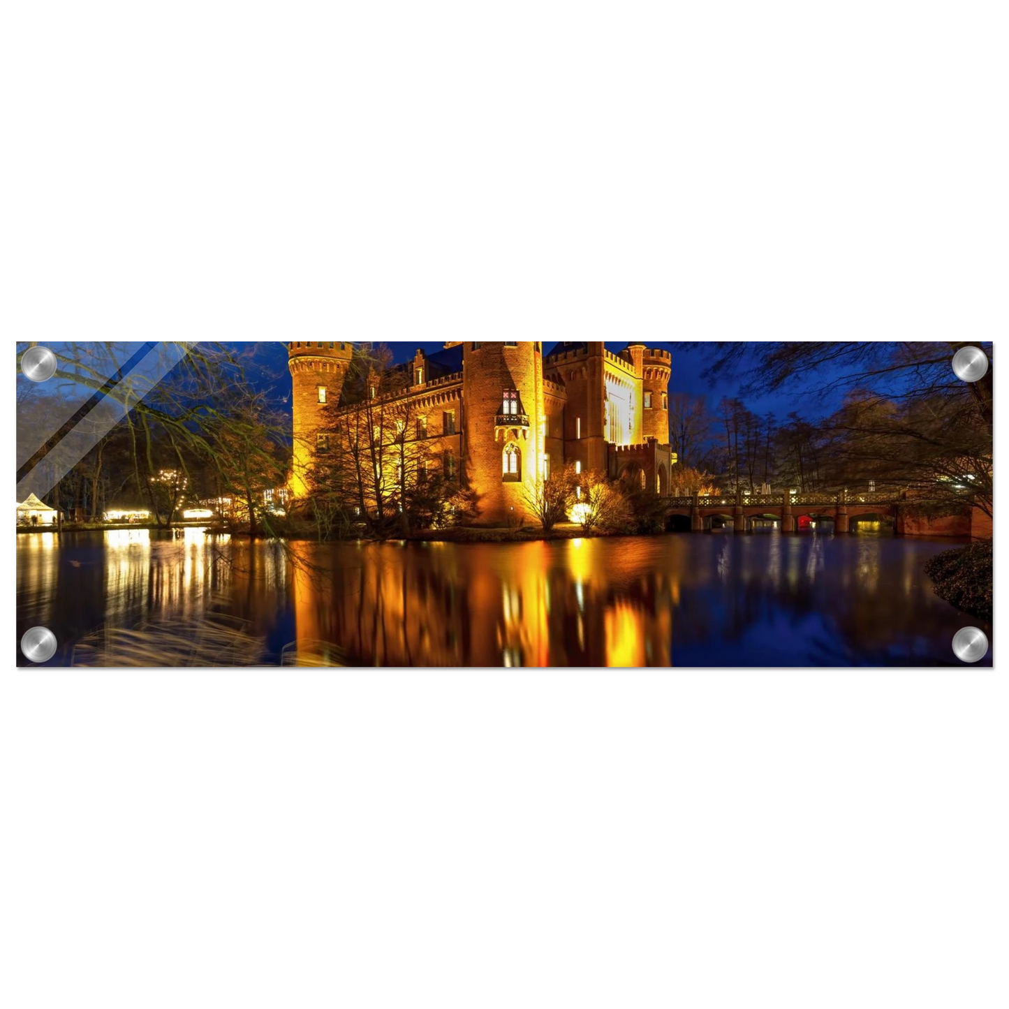 Wandbild schimmerndes schloss bei nacht eine maerchenhafte kulisse in verschiedenen groessen