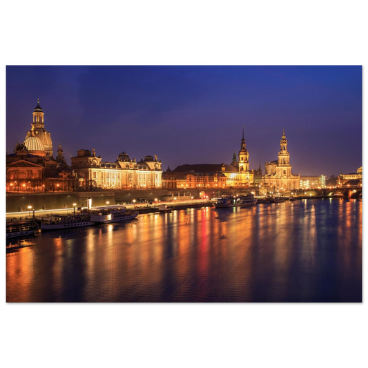 Wandbild romantisches dresden bei nacht malerischer elbblick mit goldenen lichtern