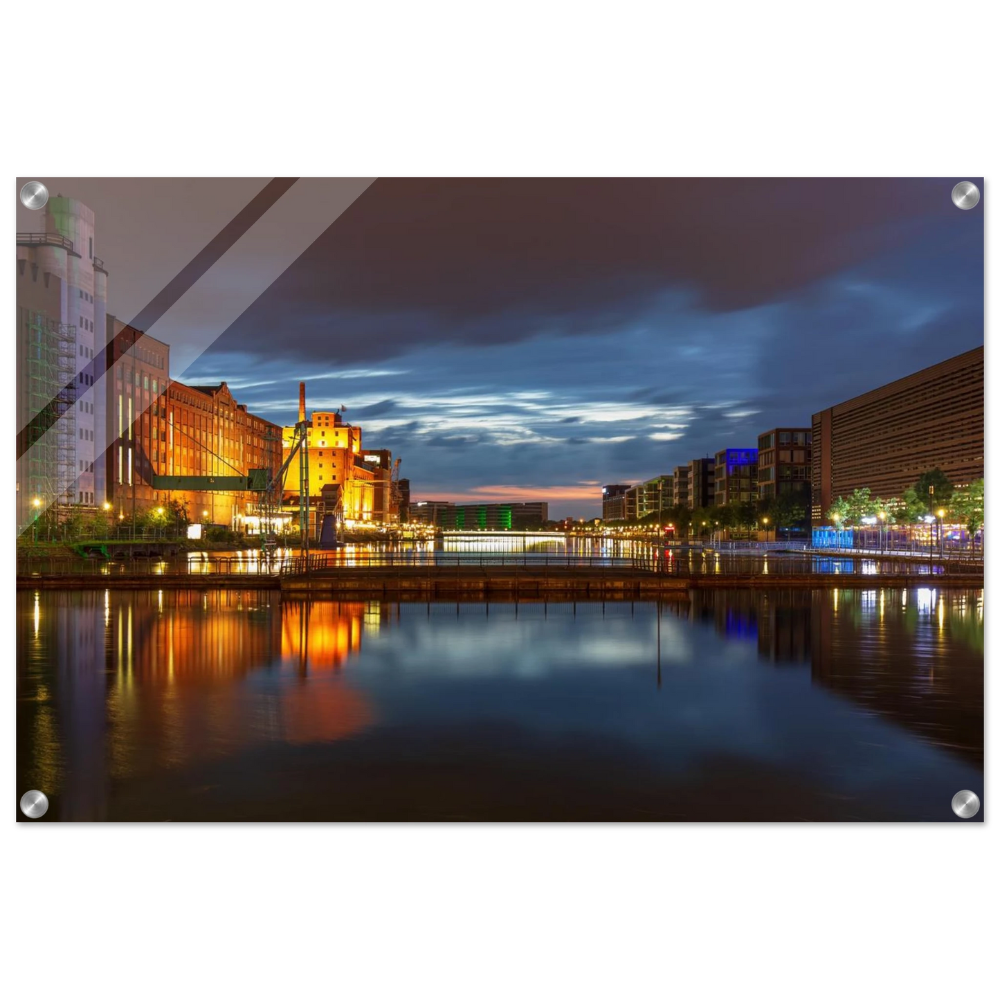 Wandbild industrieller charme bei sonnenuntergang lebendige stadtlandschaft im grossformat