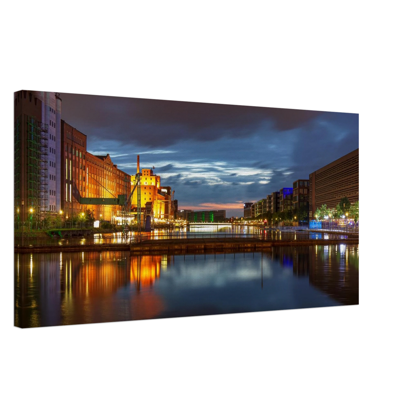 Wandbild industrieller charme bei sonnenuntergang lebendige stadtlandschaft im grossformat
