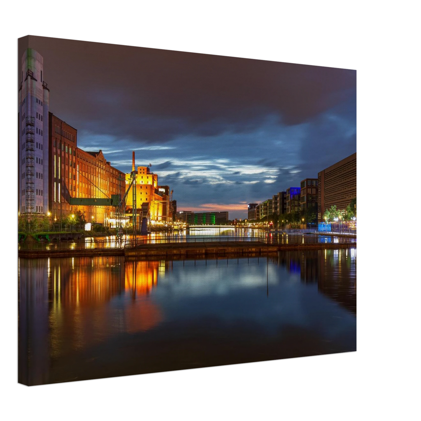 Wandbild industrieller charme bei sonnenuntergang lebendige stadtlandschaft im grossformat