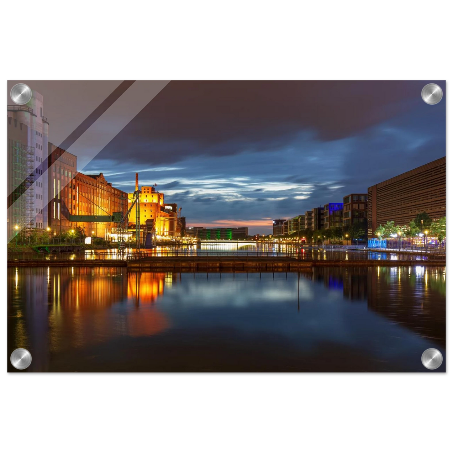 Wandbild industrieller charme bei sonnenuntergang lebendige stadtlandschaft im grossformat