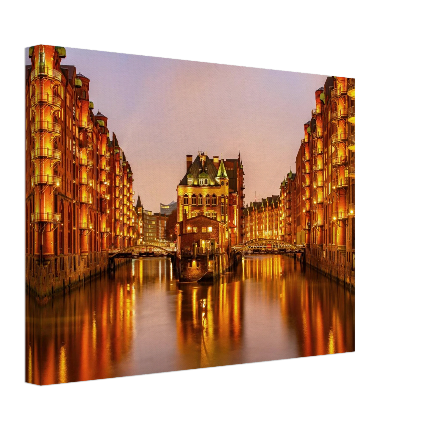 Wandbild speicherstadt hamburg bei daemmerung atmosphaerisches stadtbild als kunstdruck in ihrer wunschgroesse
